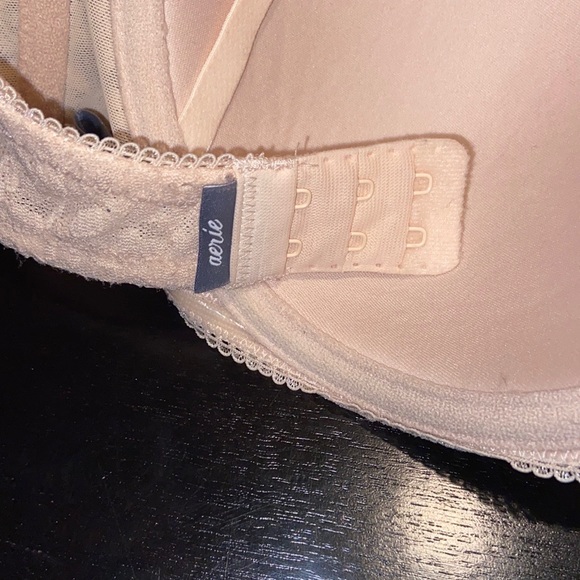 Bras - Picture 4 of 5